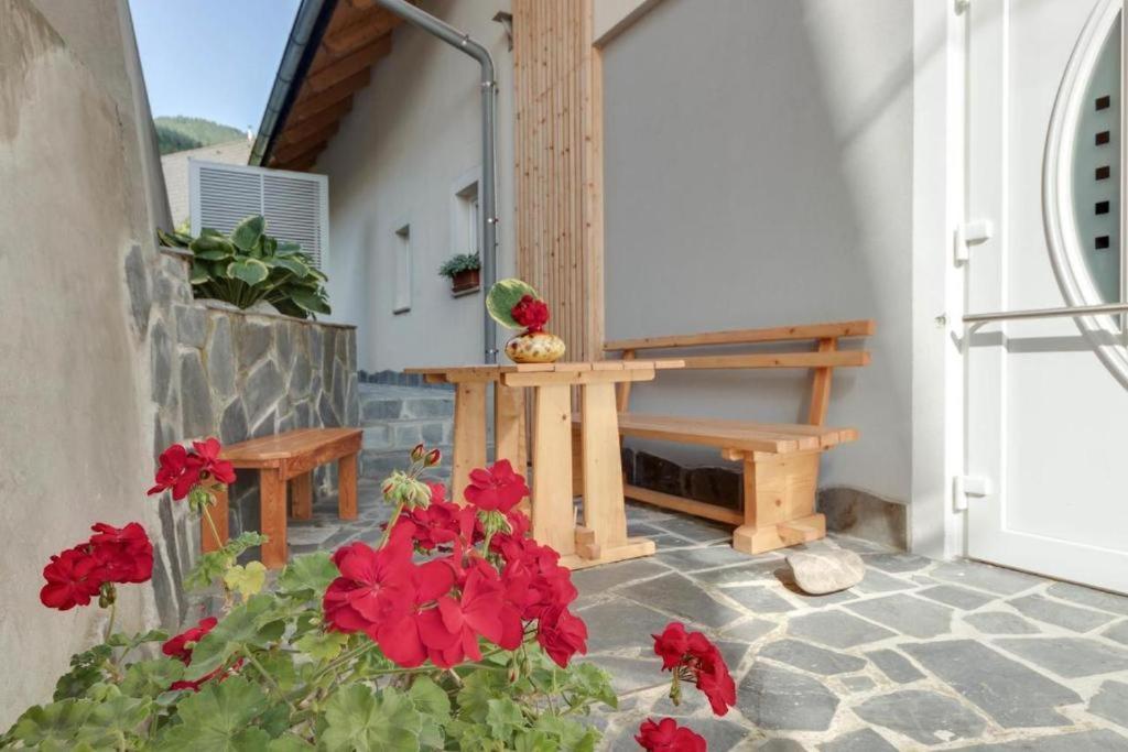 Apartments Julian Experience Rateče エクステリア 写真