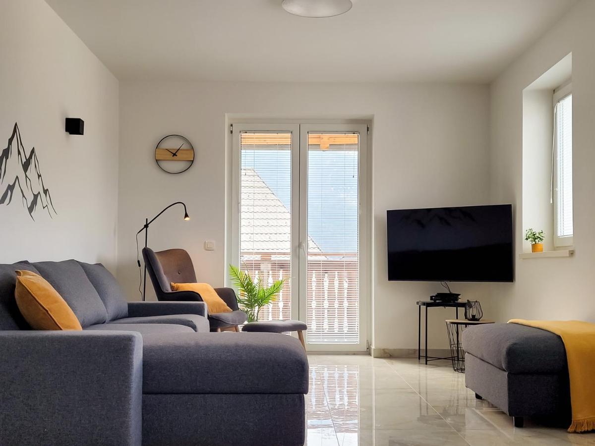Apartments Julian Experience Rateče エクステリア 写真