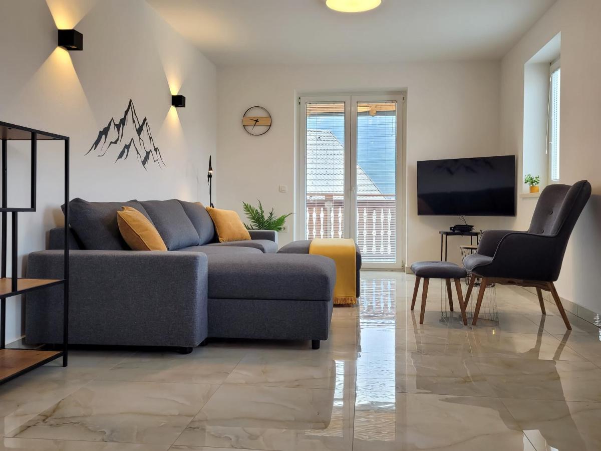 Apartments Julian Experience Rateče エクステリア 写真